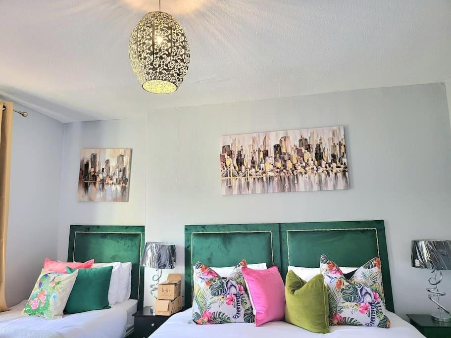 4 Bedrooms Apartment By Sensational Stay Short Lets & Serviced Accommodation EDI Eksteriør bilde